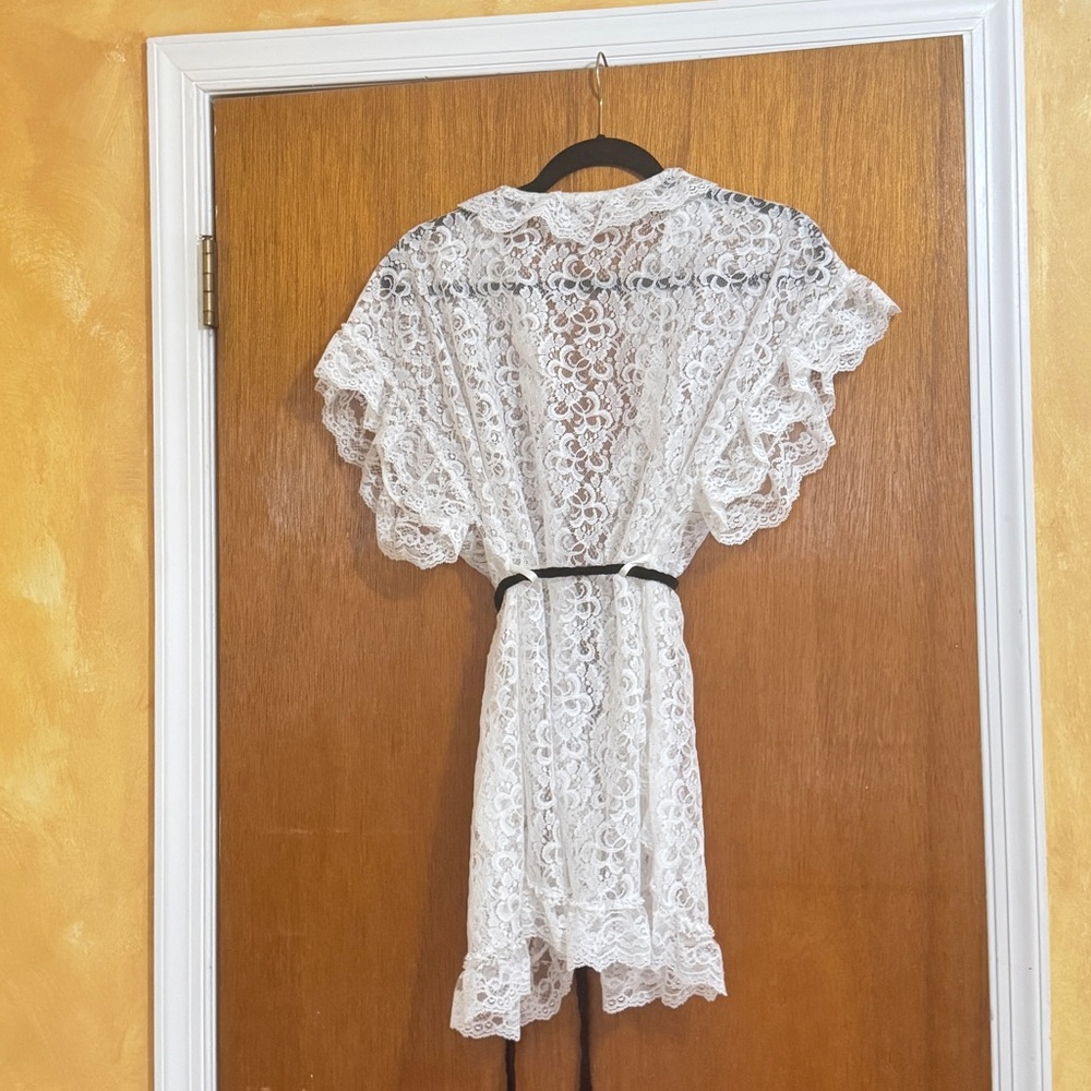 LACE TIE ROBE - Picture 2 of 3